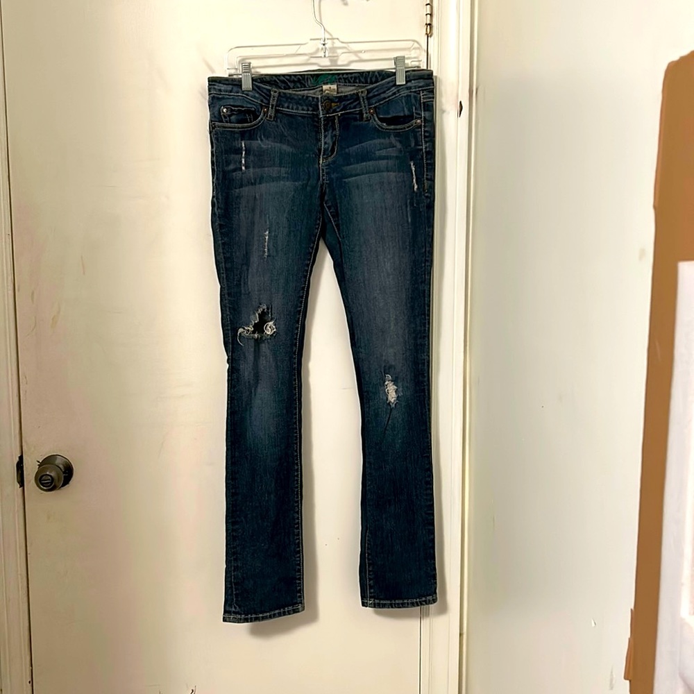 Stretch Garage Distressed Jeans